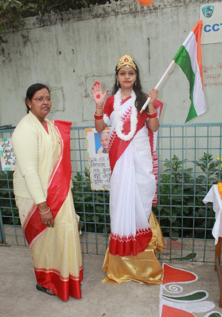 FLAG HOISTING